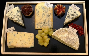 Een bedrijfsgeschenk ... - Family platters of cheese