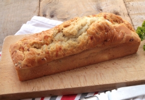 Recette Mimolette et tomates séchés en cake