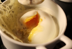 Ricetta  Brillat Savarin et oeufs mollets