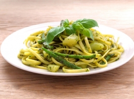 菜谱 Tagliatelles au pistou et au Pecorino