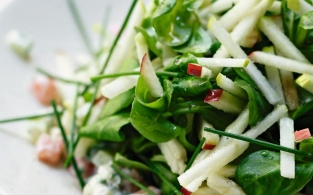 Ricetta  Pelardon en salade de pommes et miel de lavande