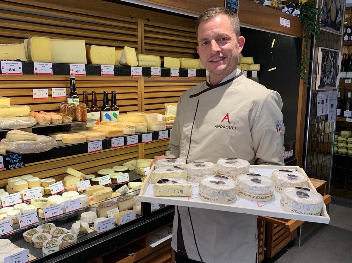 Vendeur en fromagerie