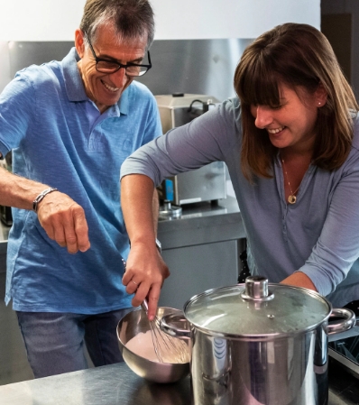 Ateliers fabrication de fromages.