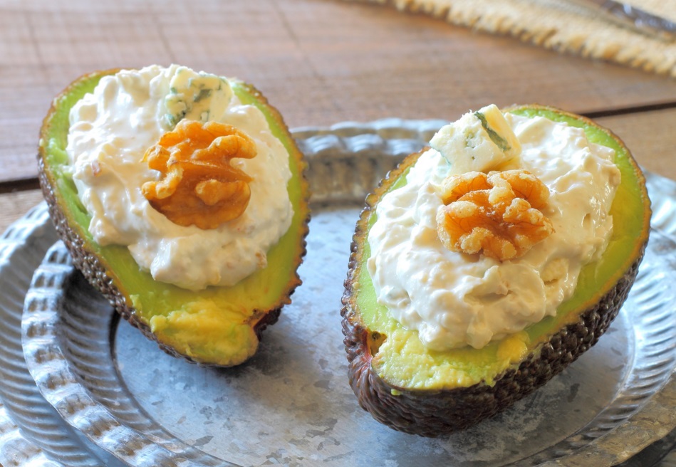 Avocats farcis à la crème de Roquefort