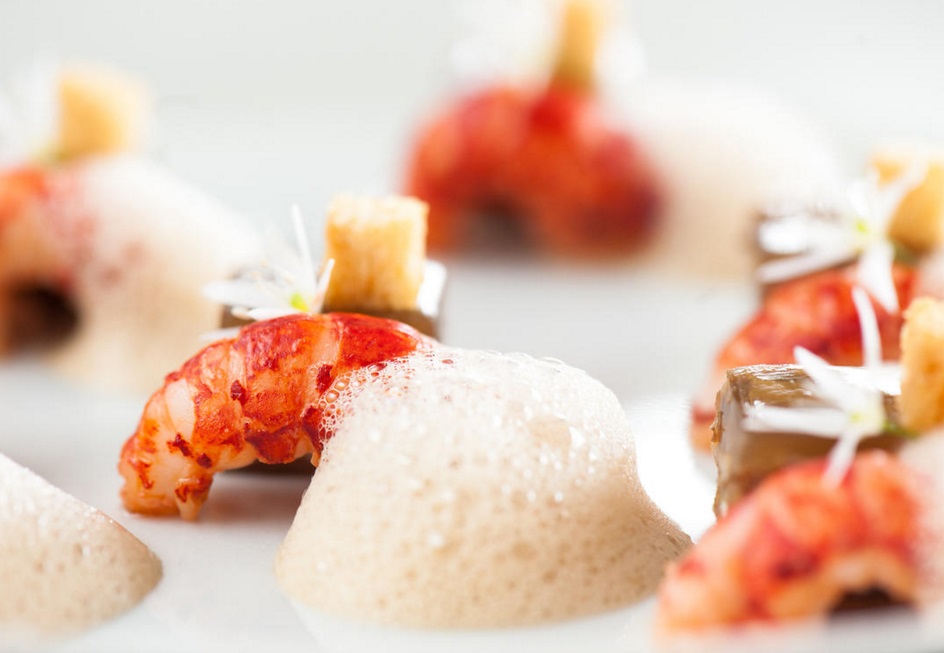 Langres en crème sur mousse de brochet aux écrevisses