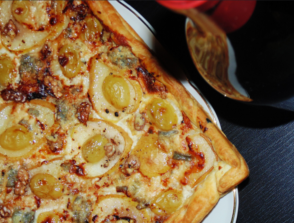 Bleu d'Auvergne et poires en tarte fine